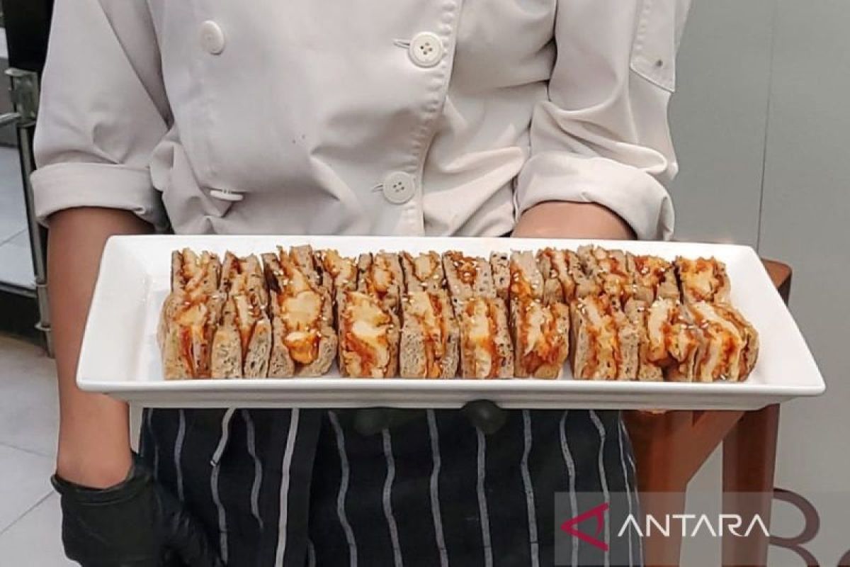 Resep roti lapis atau sandwich jamur gochujang ala Chef Putri Mumpuni