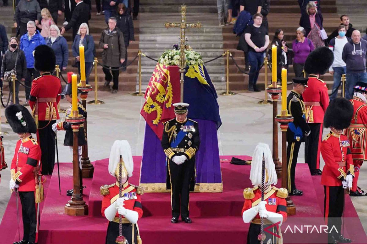 Pangeran Andrew lepaskan gelar bangsawan di tengah skandal Epstein