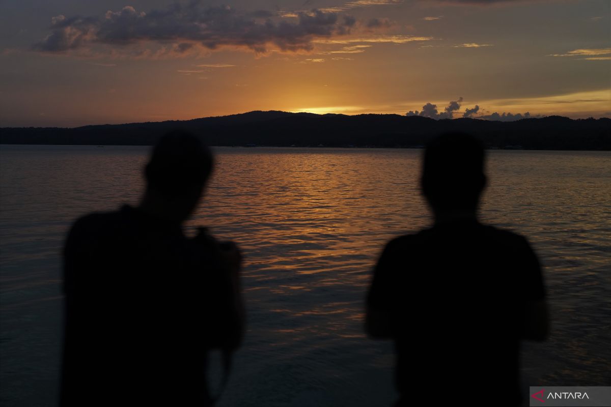 WISATA PULAU BOKORI DI SULAWESI TENGGARA