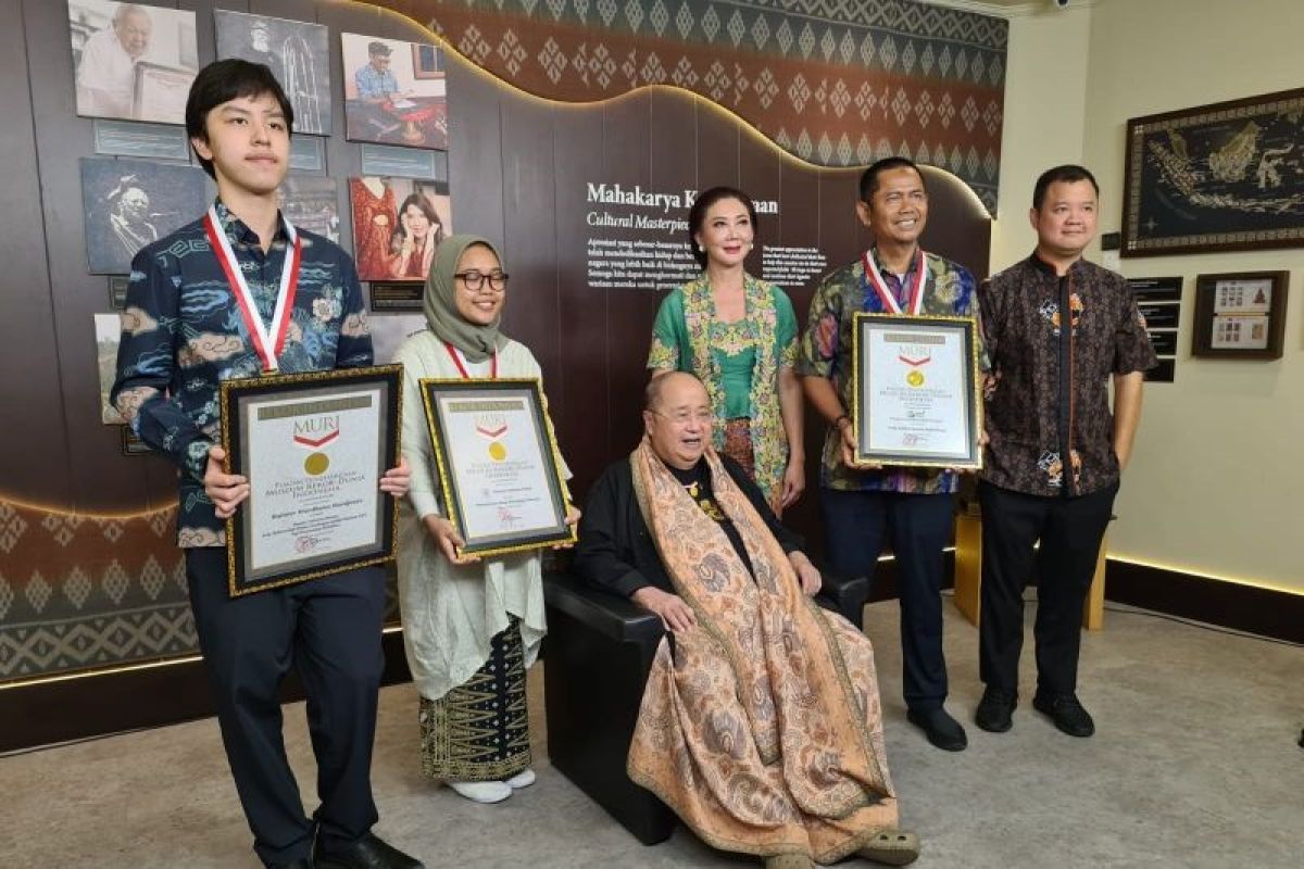 Museum Rekor-Dunia Indonesia (MURI) beri penghargaan untuk empat sosok inspiratif