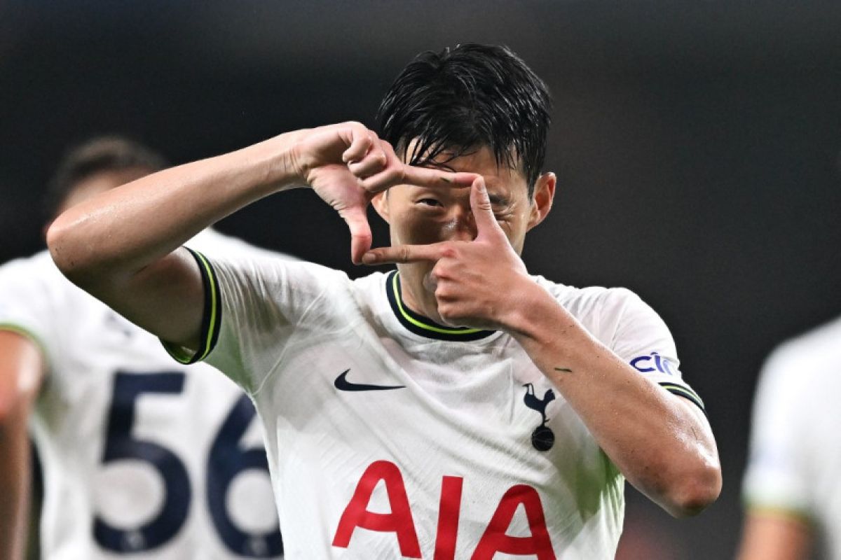 Tottenham hajar Leicester 6-2, Son Heung-min hattrick