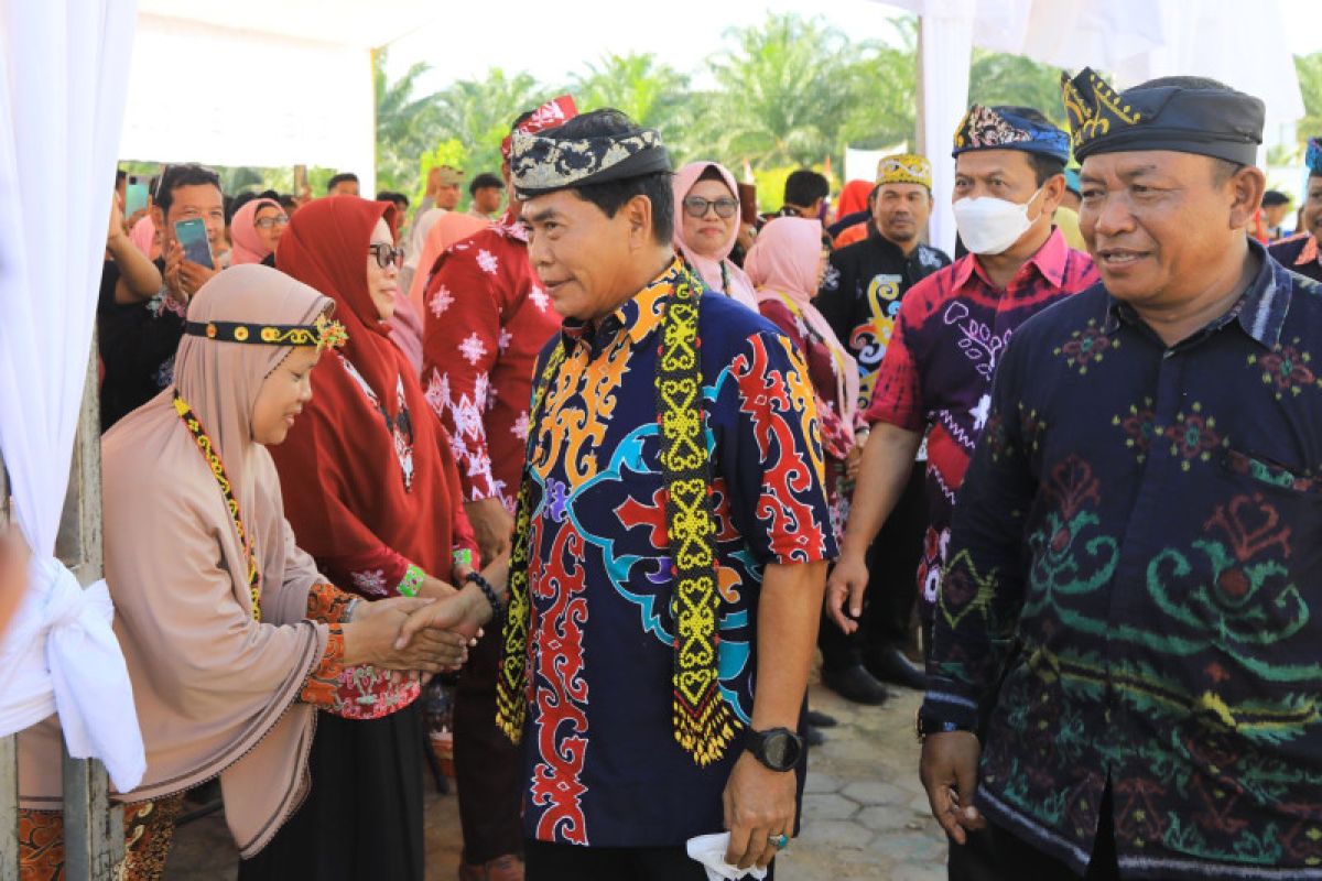 Gubernur beri pembinaan pendidikan karakter bagi guru dan motivasi ratusan pelajar di Sebatik