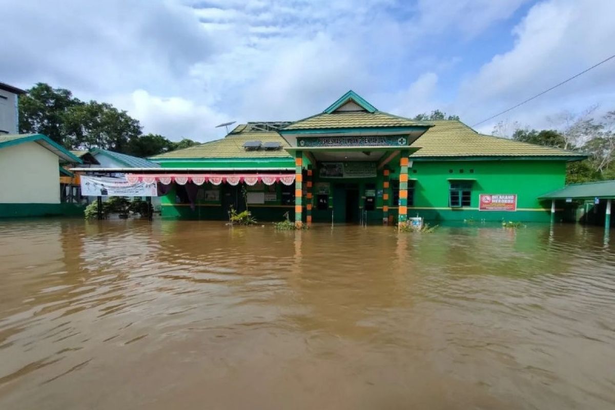 Pemkab Kotim relokasi bertahap fasilitas kesehatan dan sekolah langganan banjir
