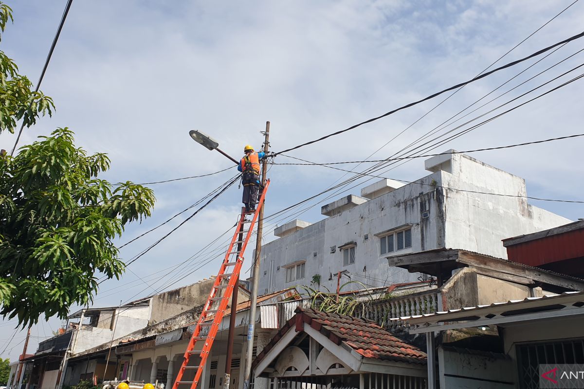 Palembang tambah 20 ribu titik lampu jalan