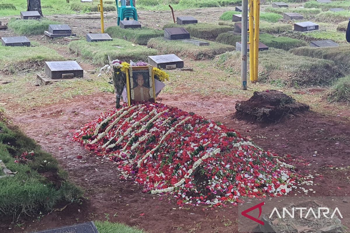Anak Jamintel Kejagung dimakamkan di Pondok Ranggon