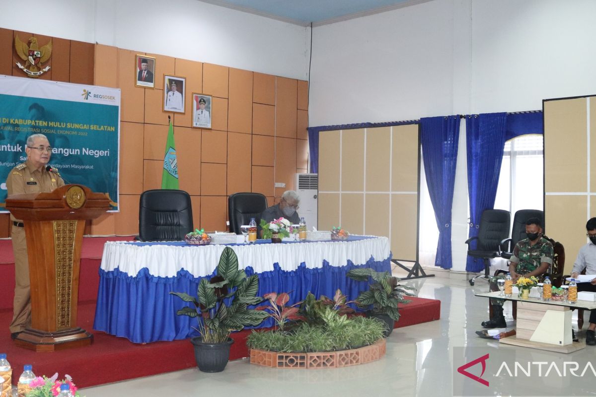 Bupati HSS buka rakor pendataan sosial ekonomi 2022