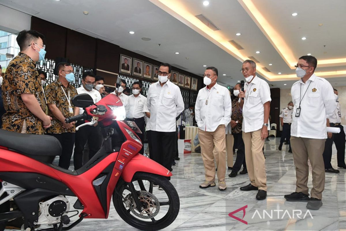 Pemerintah memiliki komitmen kuat percepat konversi motor listrik