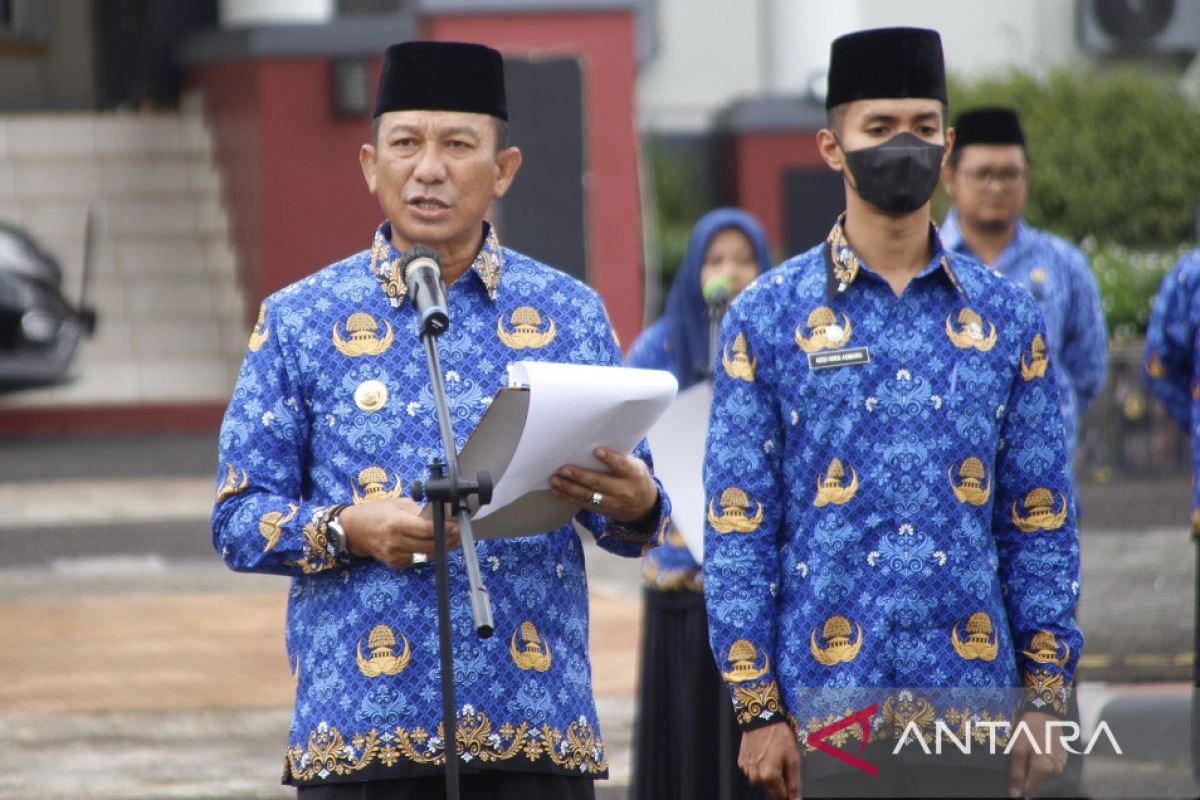 Bupati Belitung Timur persilakan ASN cari tambahan penghasilan