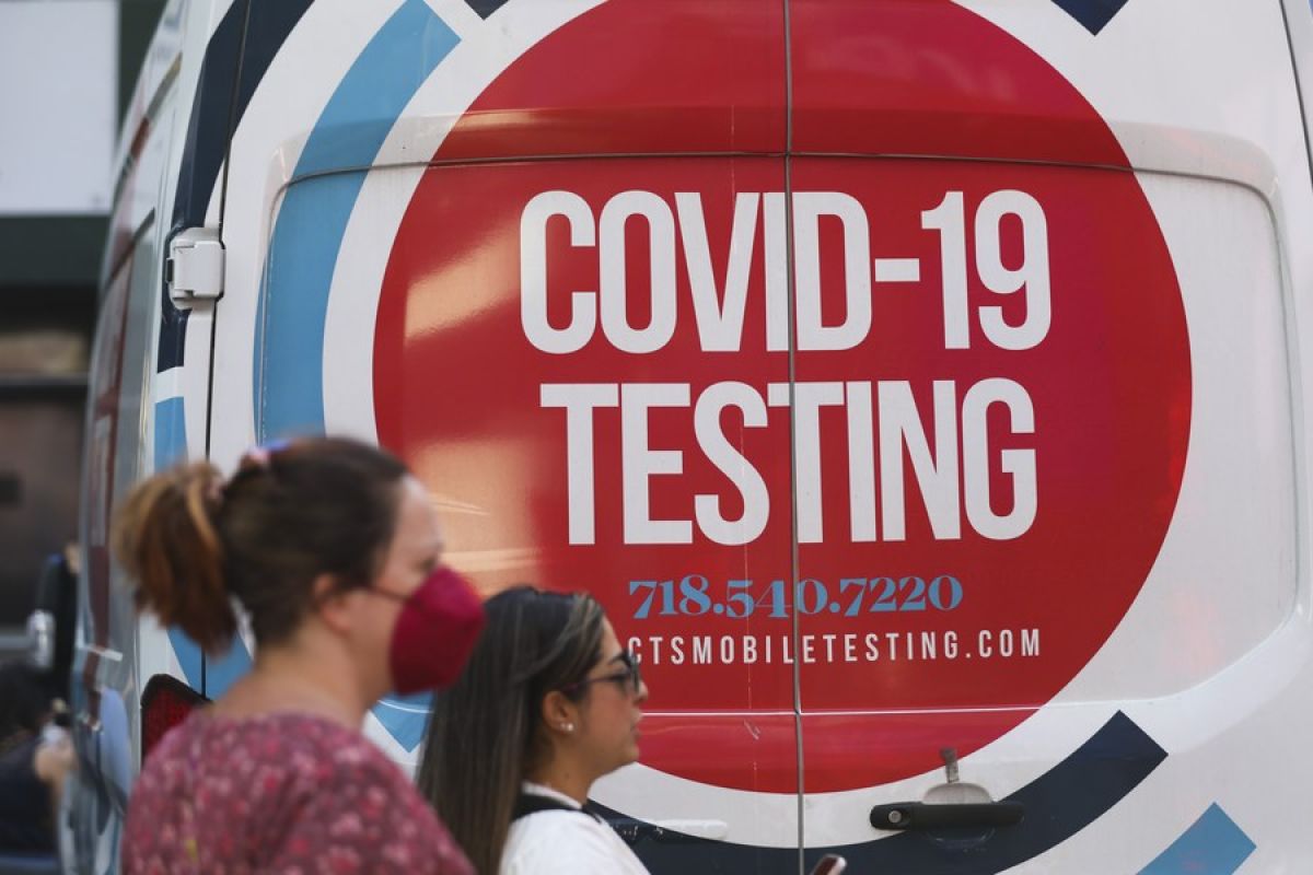 Lab tes COVID-19 di AS turunkan aktivitas meski khawatir kasus naik