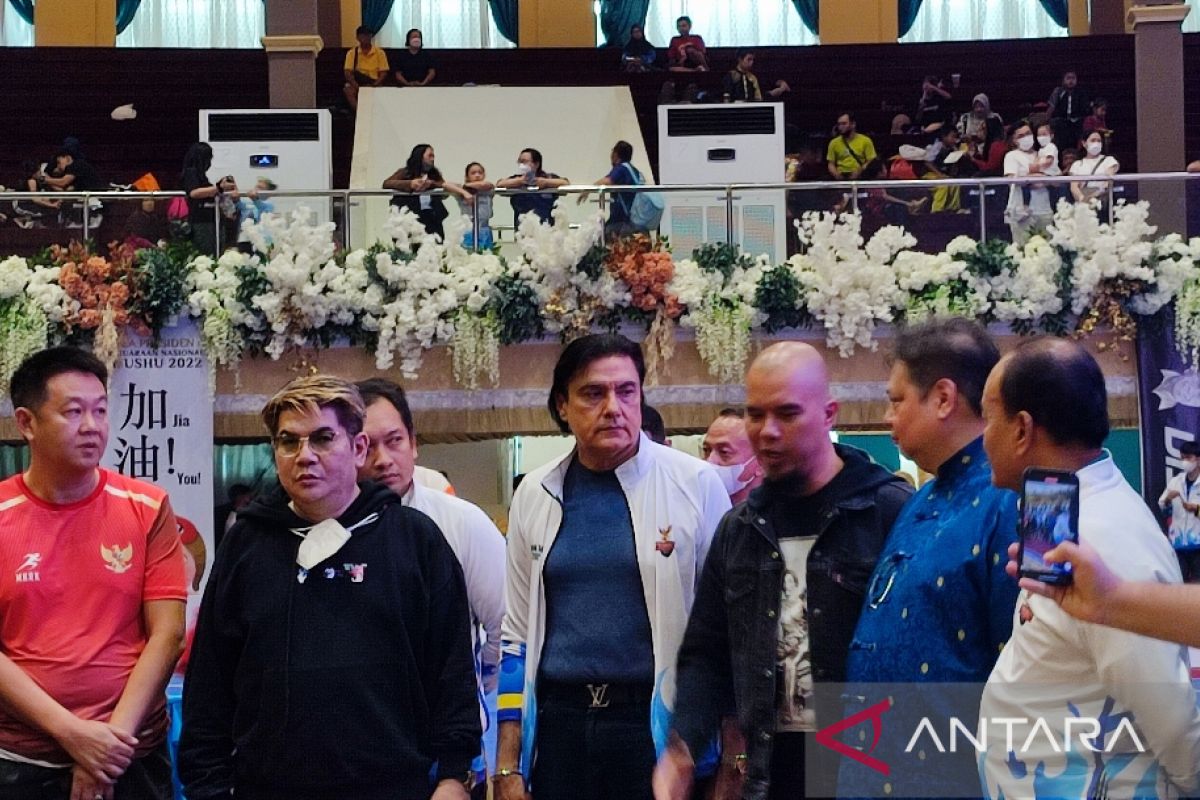 Airlangga Hartarto dan Ahmad Dhani sambangi Kejurnas Wushu Piala Presiden 2022