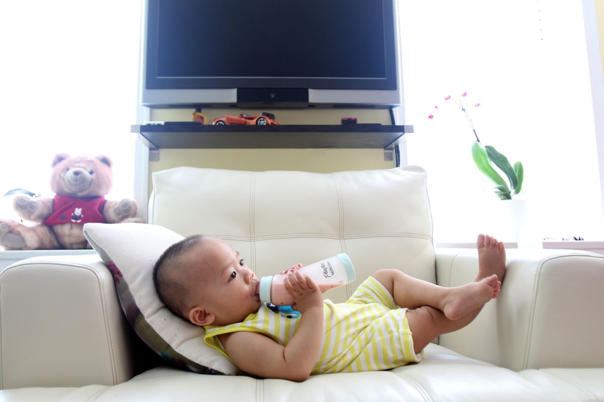 Susu tidak bisa menggantikan makanan utama anak