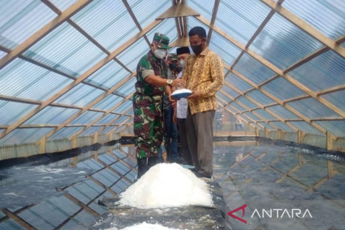 Pemkab Simeulue bangun pabrik garam terbesar