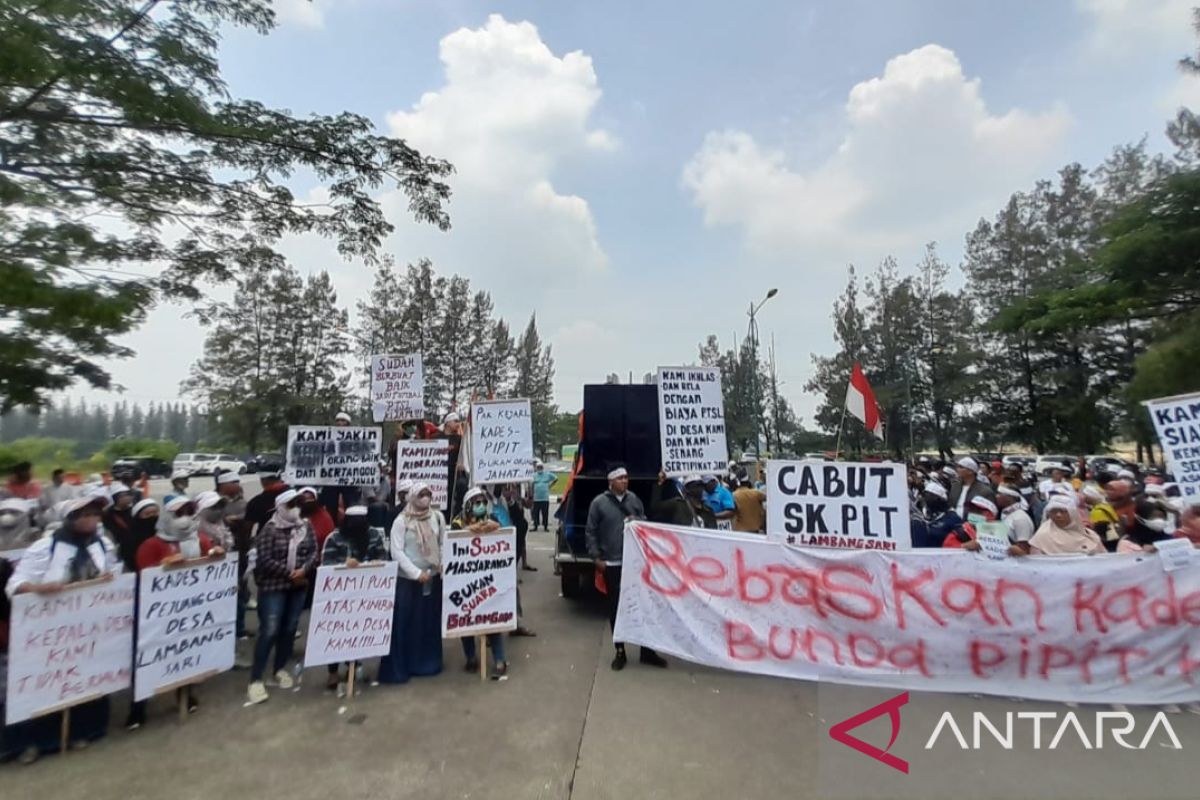Kejari Bekasi dinilai tebang pilih tetapkan tersangka kasus korupsi PTSL