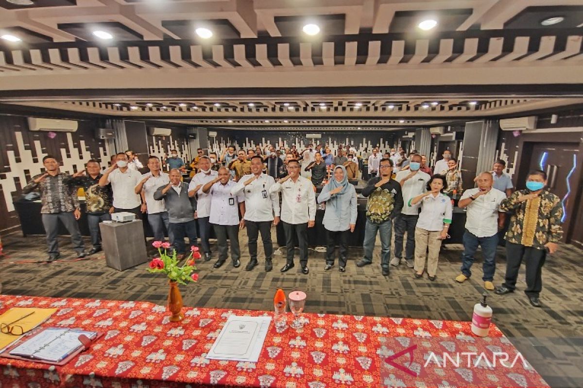 Pemprov Kalteng dorong Forum Petani Sawit Mandiri siapkan 'roadmap'