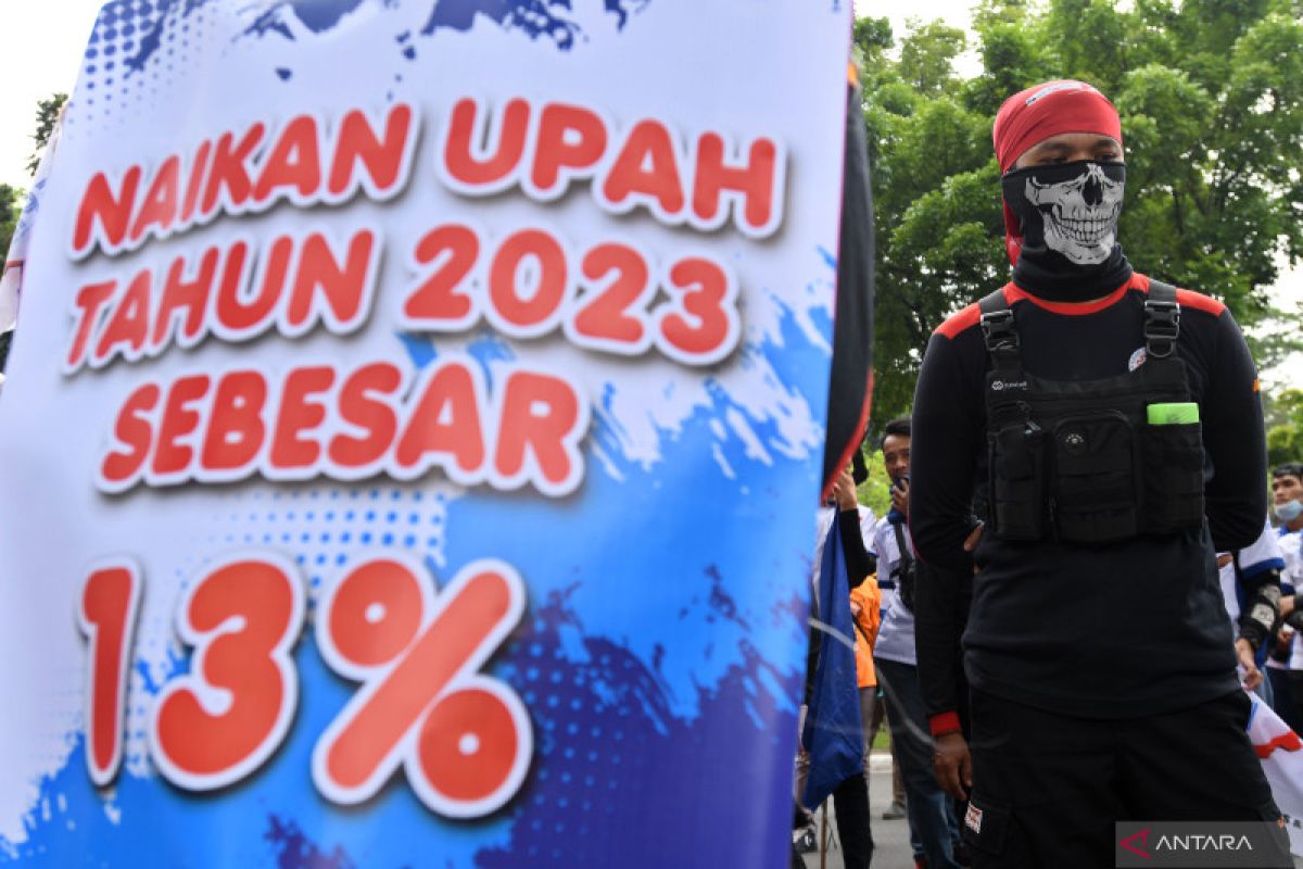 Usulan pekerja soal UMP DKI 2023 dinilai tak mengacu Permenaker-PP