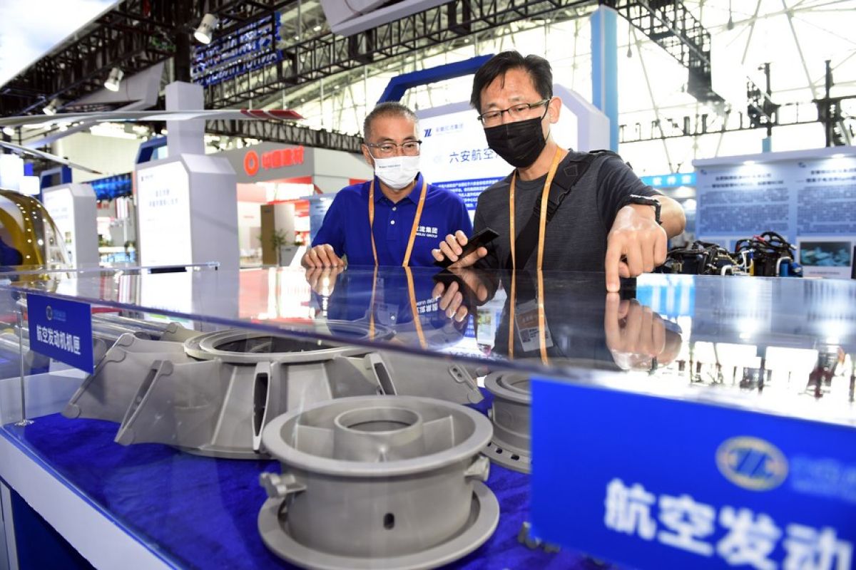 Helikopter nirawak jadi primadona pameran manufaktur di China