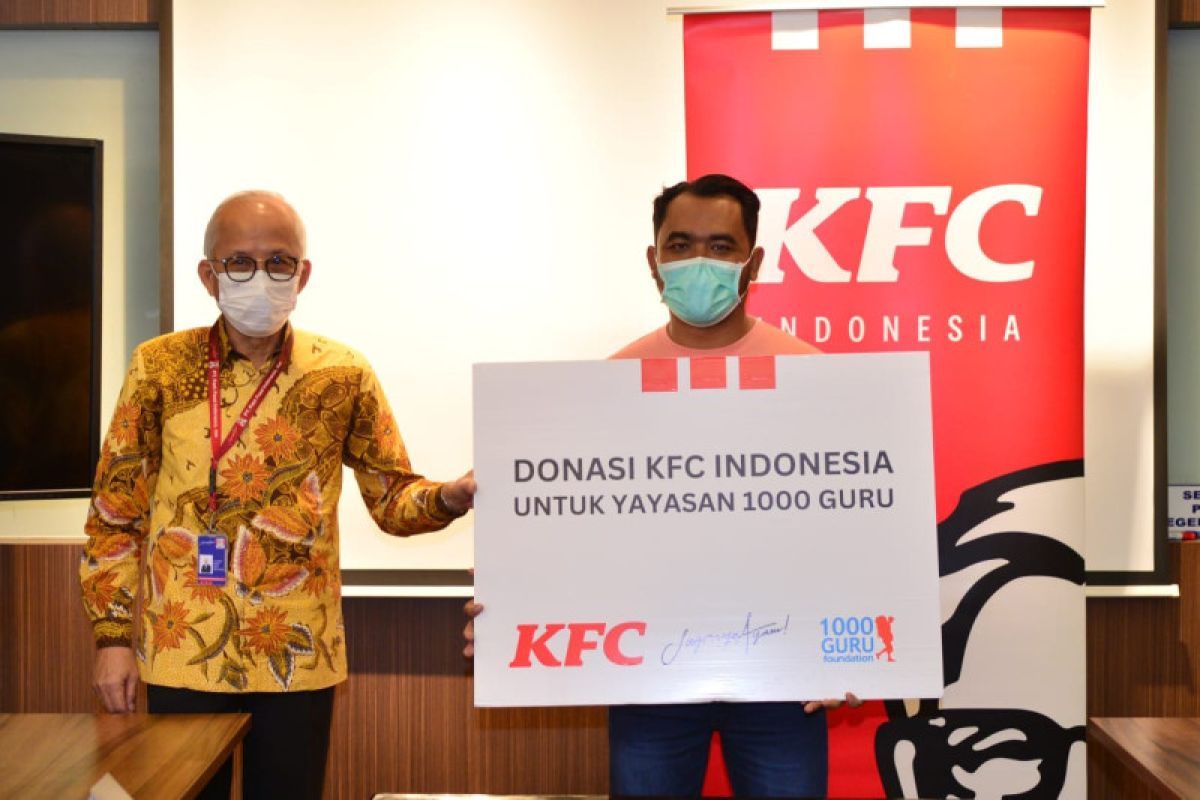 KFC Indonesia Serahkan Donasi  Program Bucket For Given Kepada Yayasan 1000 Guru