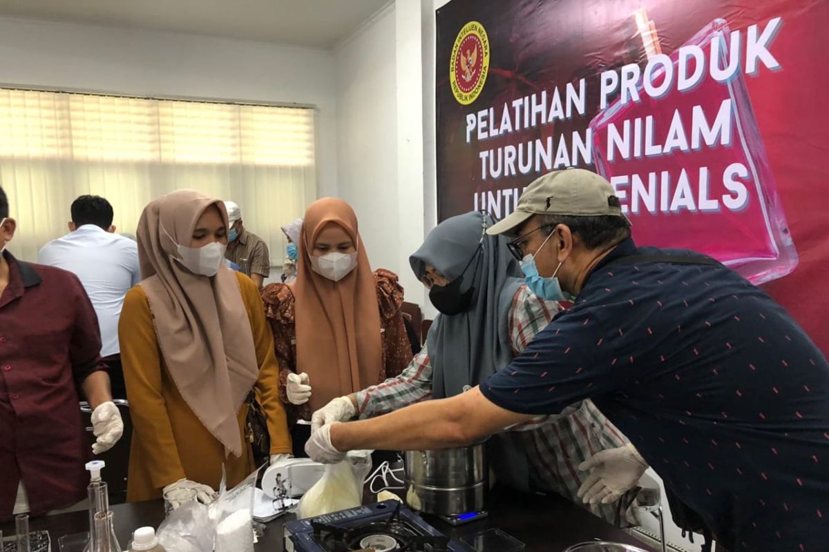 Amanah dan ARC-USK Banda Aceh berdayakan milenial untuk pengembangan minyak nilam