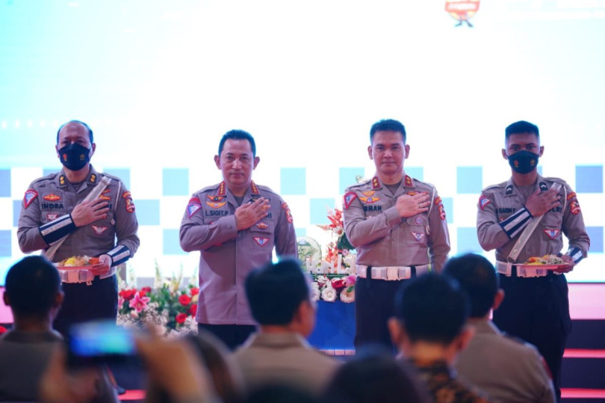 HUT Lantas 2022, Kapolri resmikan Tilang Elektronik Nasional di 34 Polda