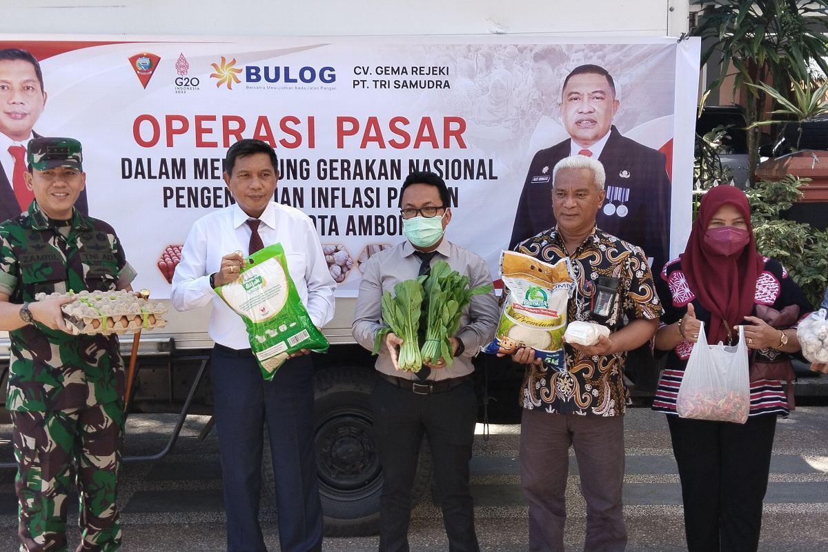 Pemkot Ambon gelar operasi pasar murah tekan laju inflasi