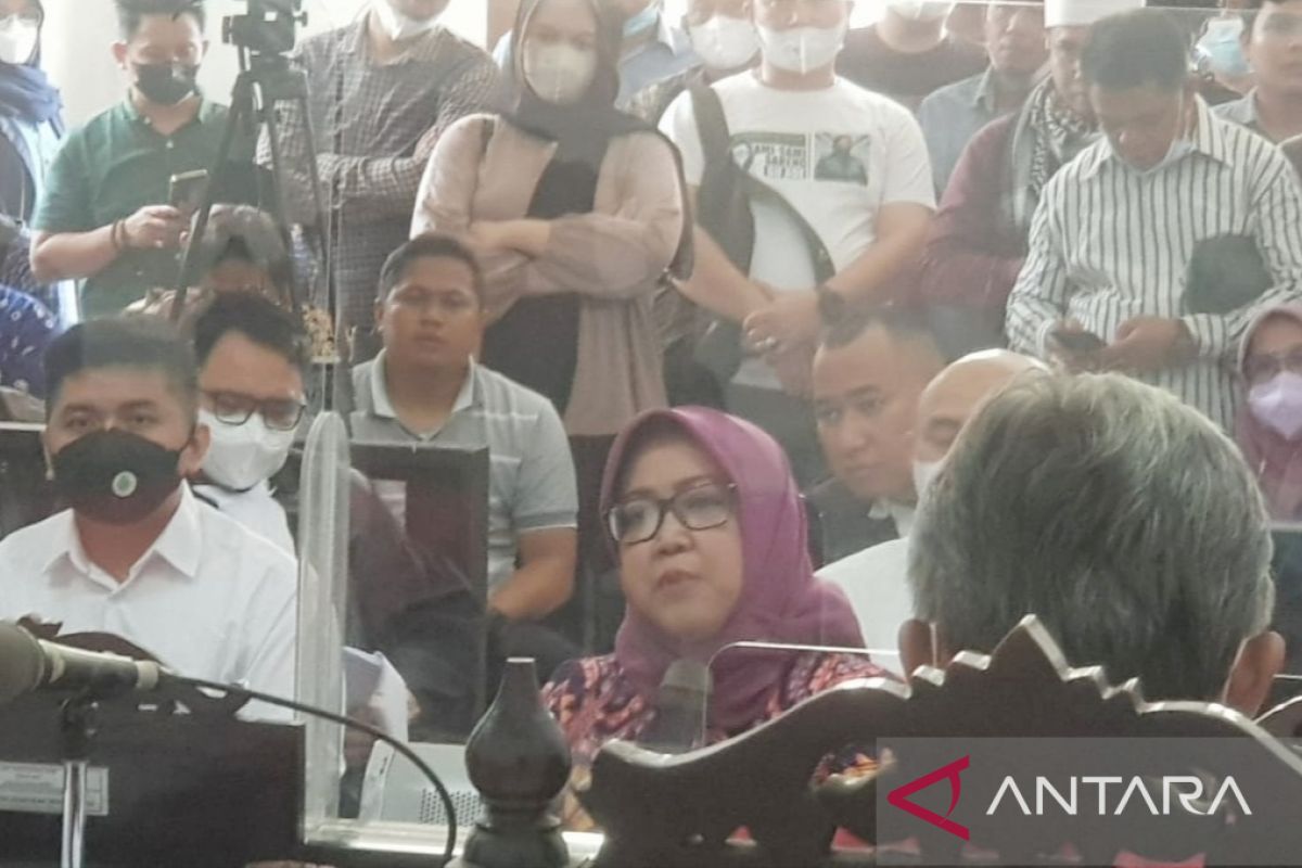 Para kades di Bogor menanti Bupati nonaktif Ade Yasin bebas agar pelayanan optimal