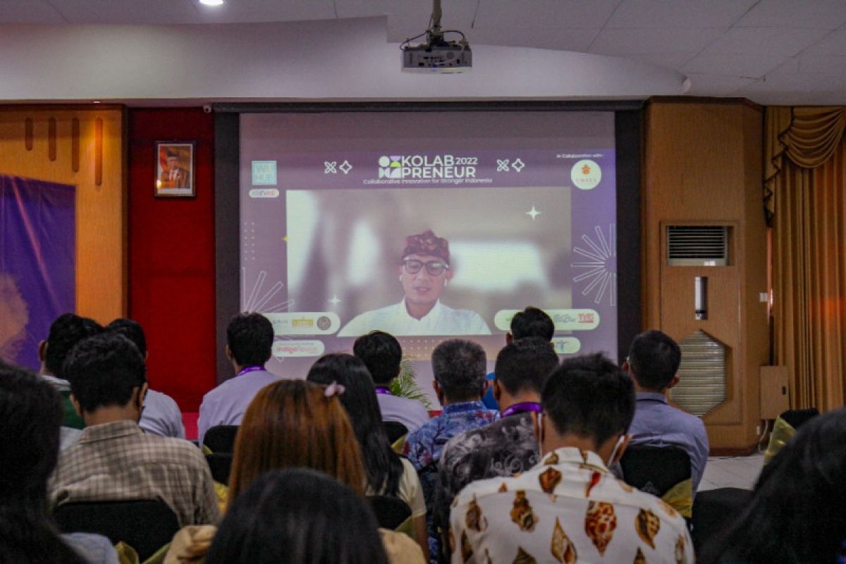 Sandiaga Uno ajak mahasiswa Ubaya konsumsi produk hiburan lokal