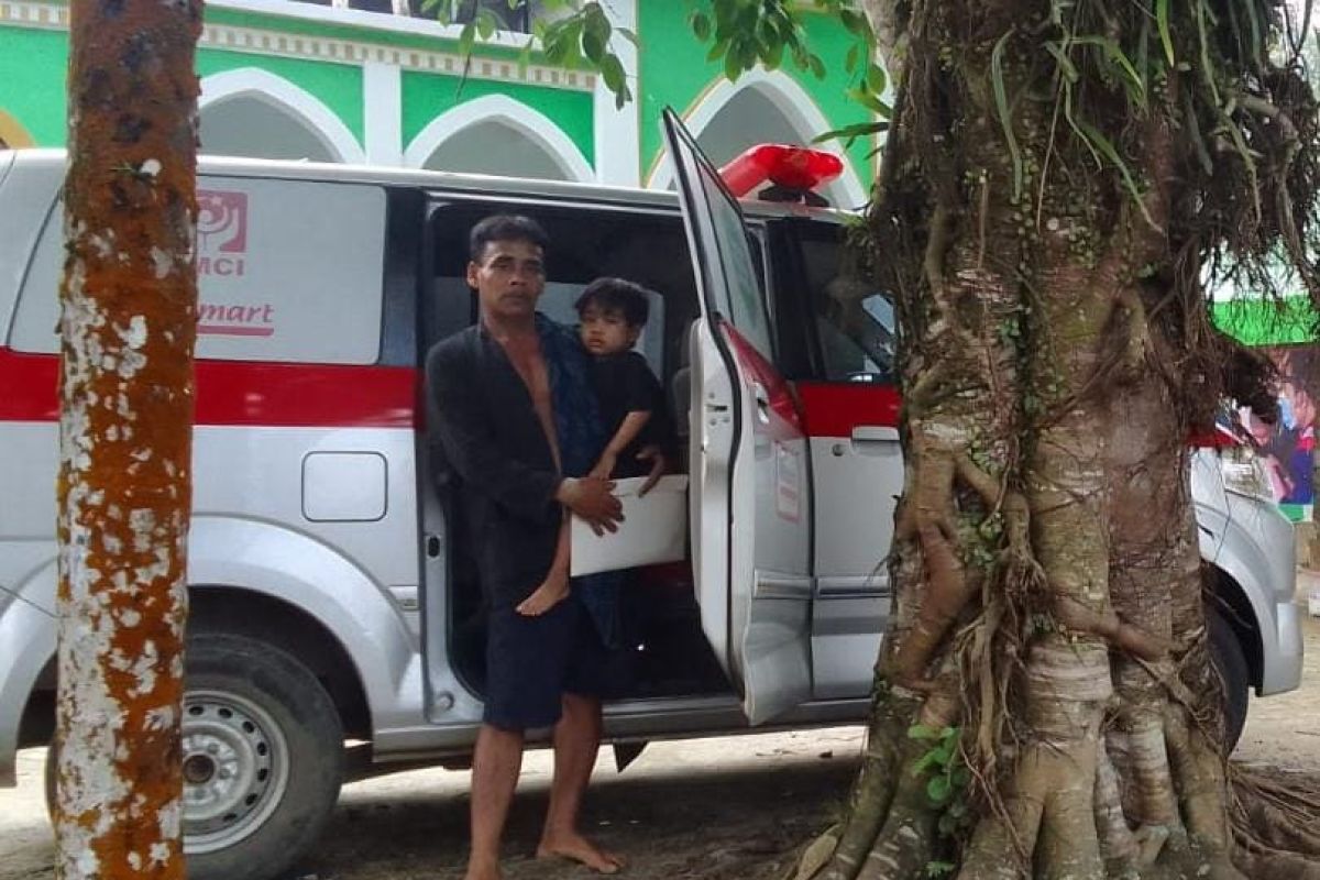 Sahabat Relawan Indonesia kembali bawa Bohani bocah anak Badui ke RSUD Banten
