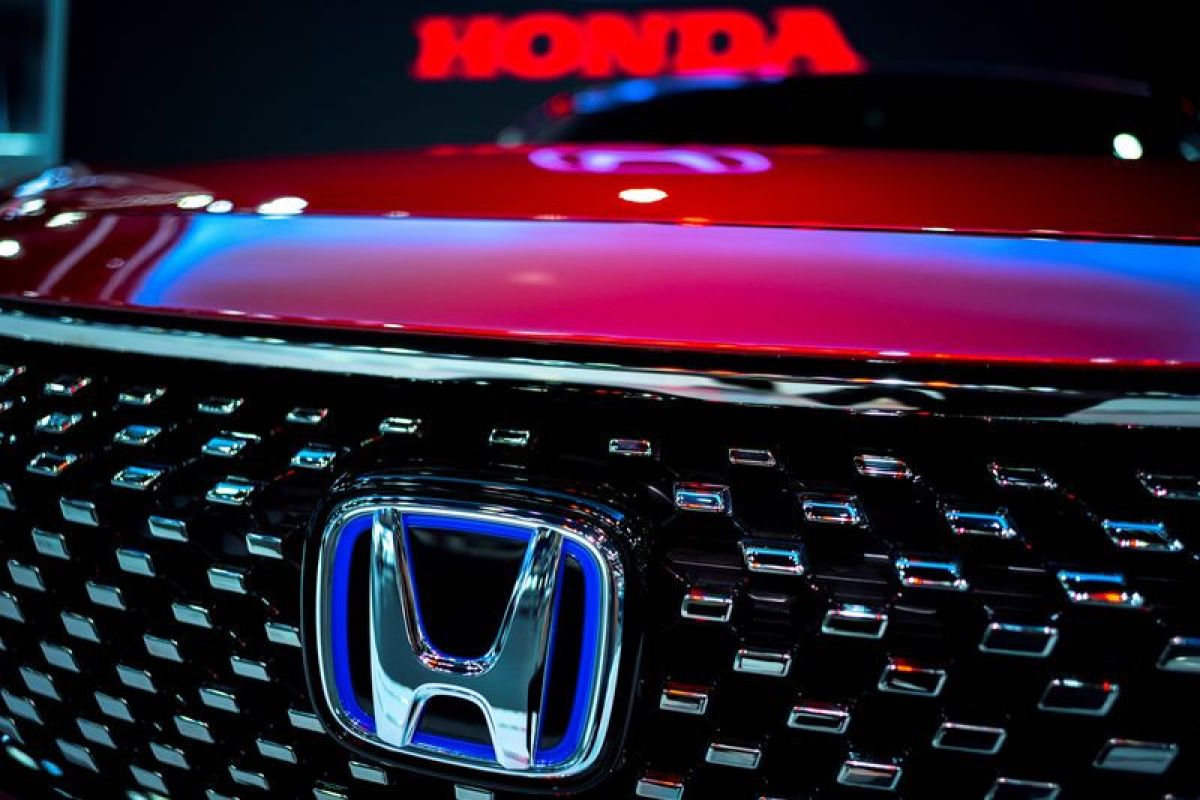 Honda pangkas produksi mobil 40 persen di Jepang terkendala pasokan