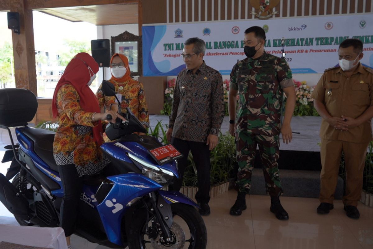 BKKBN-Kemendes sinergi berdayakan masyarakat di kampung KB Yogyakarta