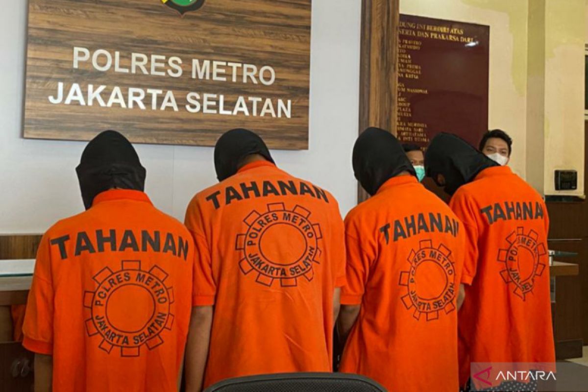 Lima pelaku prostitusi daring anak ditangkap polisi