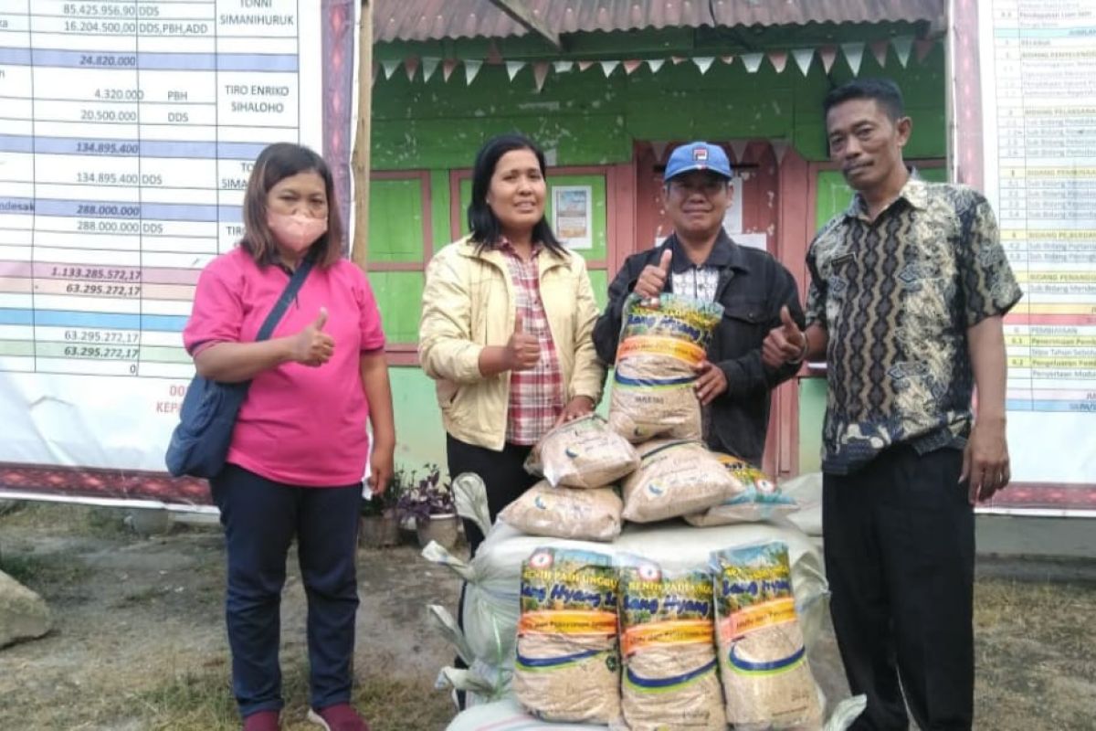 Pemkab Samosir  terima bantuan 12,5 ton bibit padi