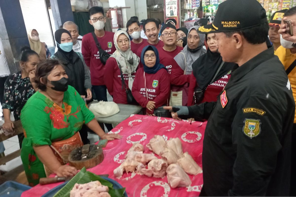 Pemkot Madiun beri subsidi ke pedagang pasar tekan inflasi