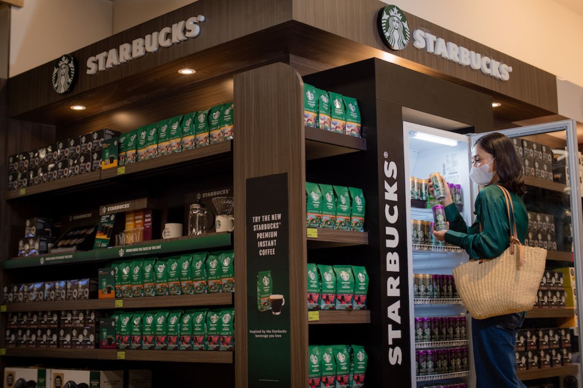 Starbucks makin mudah dijangkau dengan hadirkan kemasan kaleng