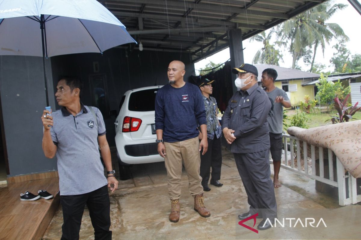 Angin kencang rusak sejumlah rumah warga Belitung Timur Babel