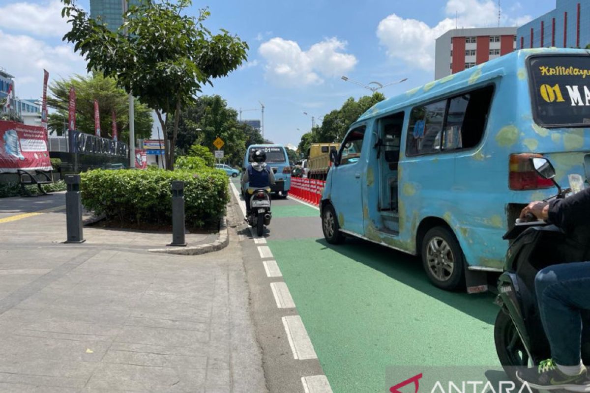 Dishub DKI harapkan penegakan hukum bagi penerobos jalur sepeda