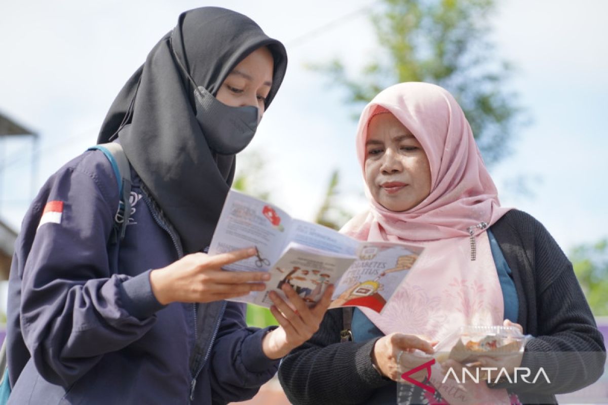 Peringati hari farmasi sedunia, IAIPC Balangan edukasi warga