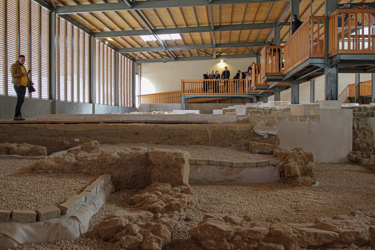 Penggalian di situs lantai mosaik era Bizantium di Gaza berlanjut