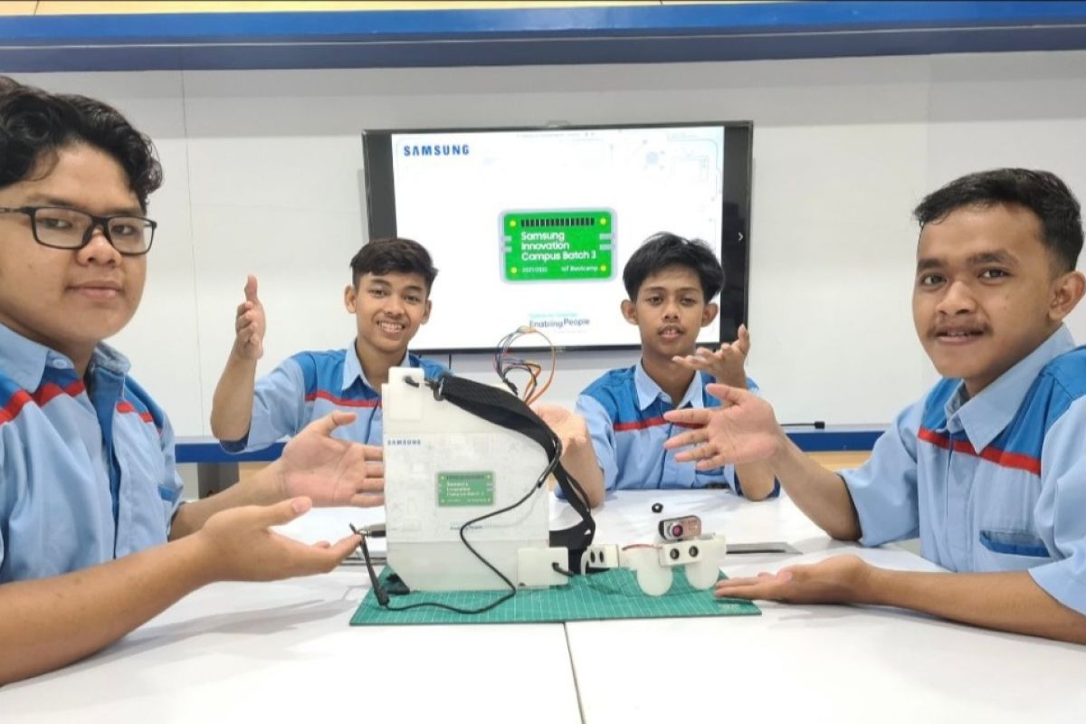 Inovasi siswa SIC, smart aquarium hingga kacamata canggih