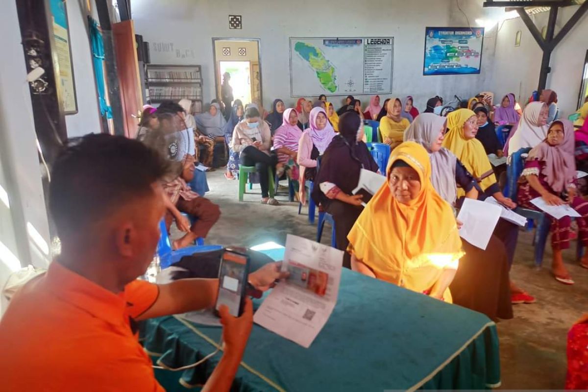 Sebanyak 14 ribu keluarga di Gorontalo Utara telah menerima BLT BBM
