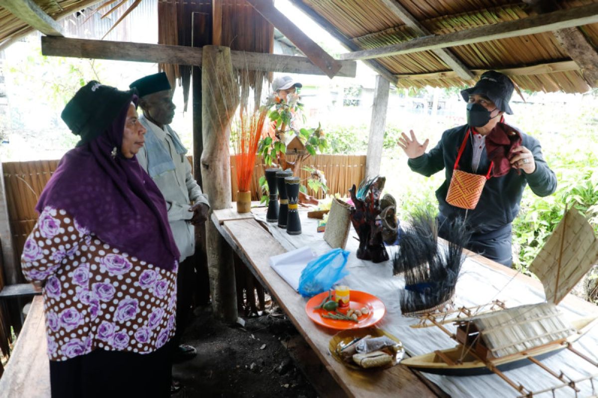 BIN-pemuda Papua promosikan desa wisata di Fakfak