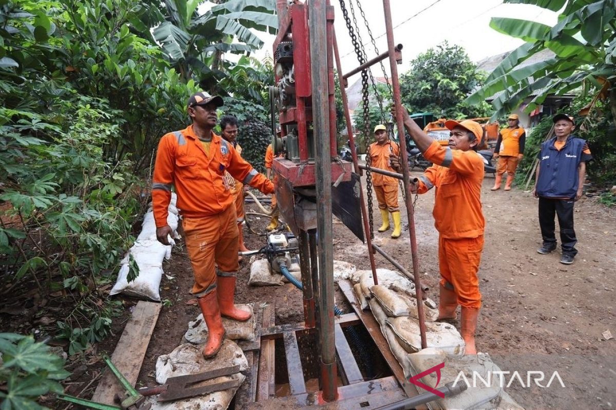 Cipinang Muara bangun 28 sumur resapan antisipasi banjir