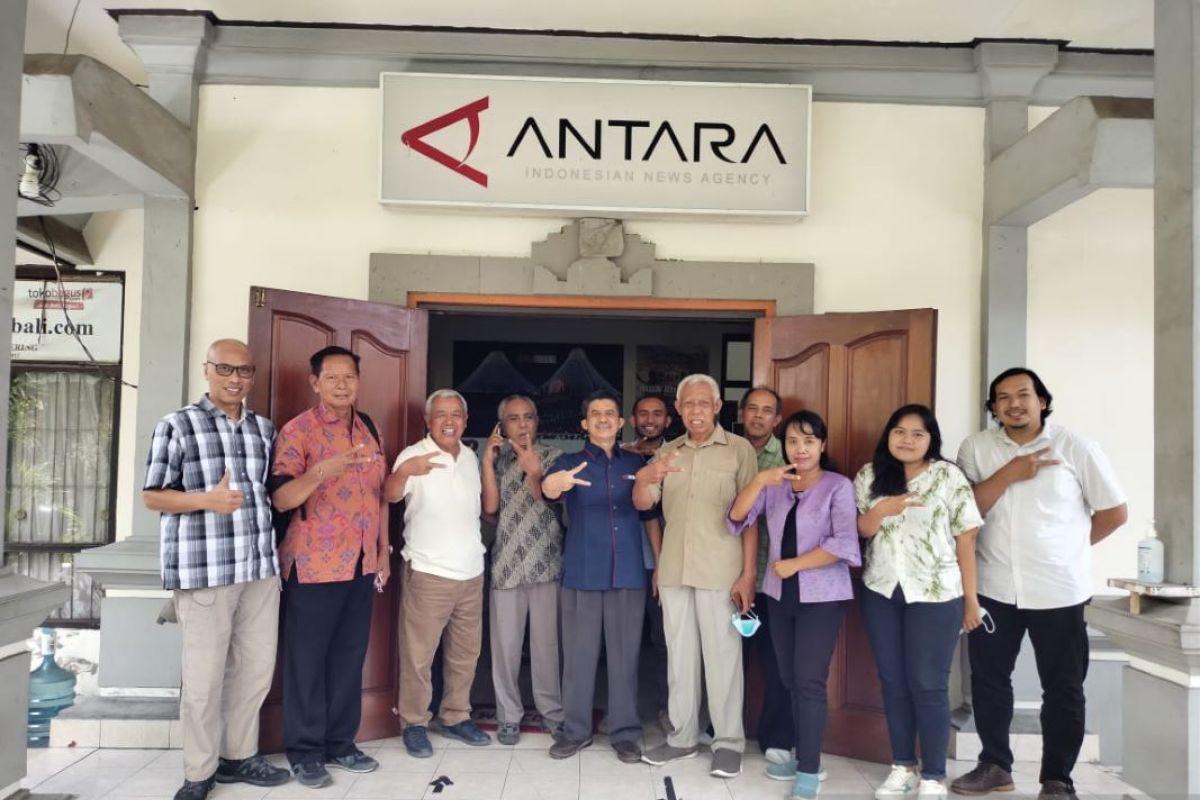 Kepala Cabang ANTARA Bali yang pertama kunjungi Kantor Biro