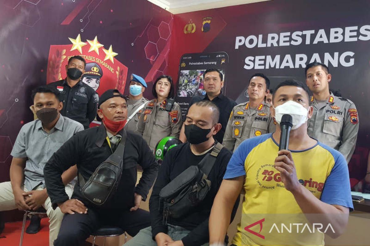 Empat pengojek daring di Semarang ditetapkan tersangka penganiayaan