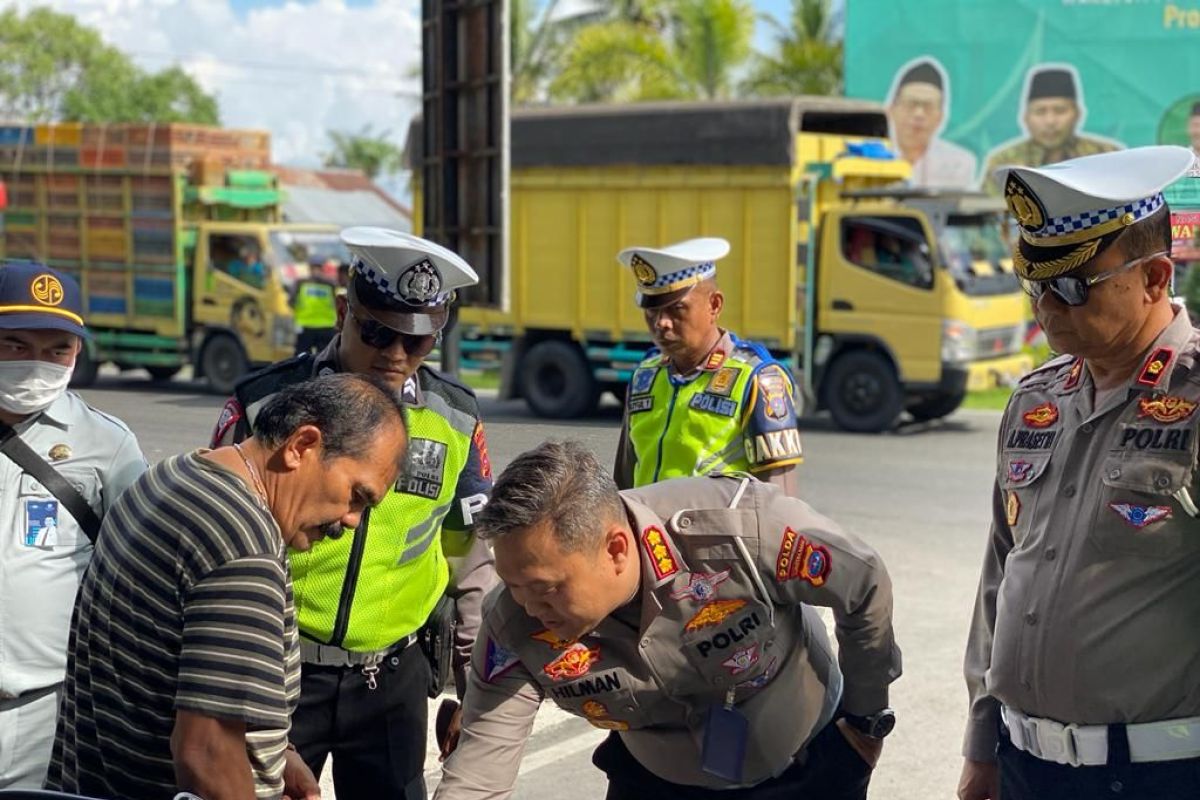 Bapenda Sumbar ajak warga bayar pajak agar tak terjaring razia kendaraan