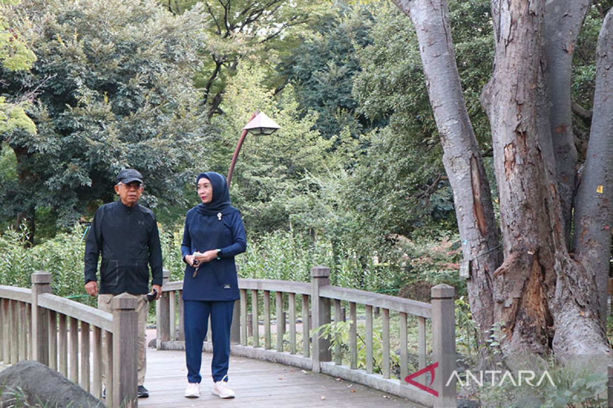 Wapres sempatkan jalan pagi di Hibiya Park Tokyo