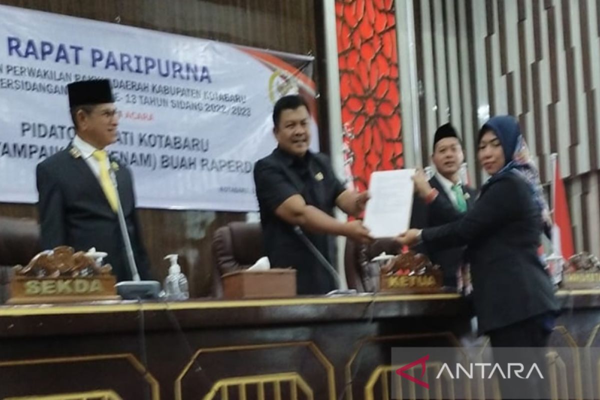 DPRD Kotabaru terima Raperda penyelenggaraan koperasi