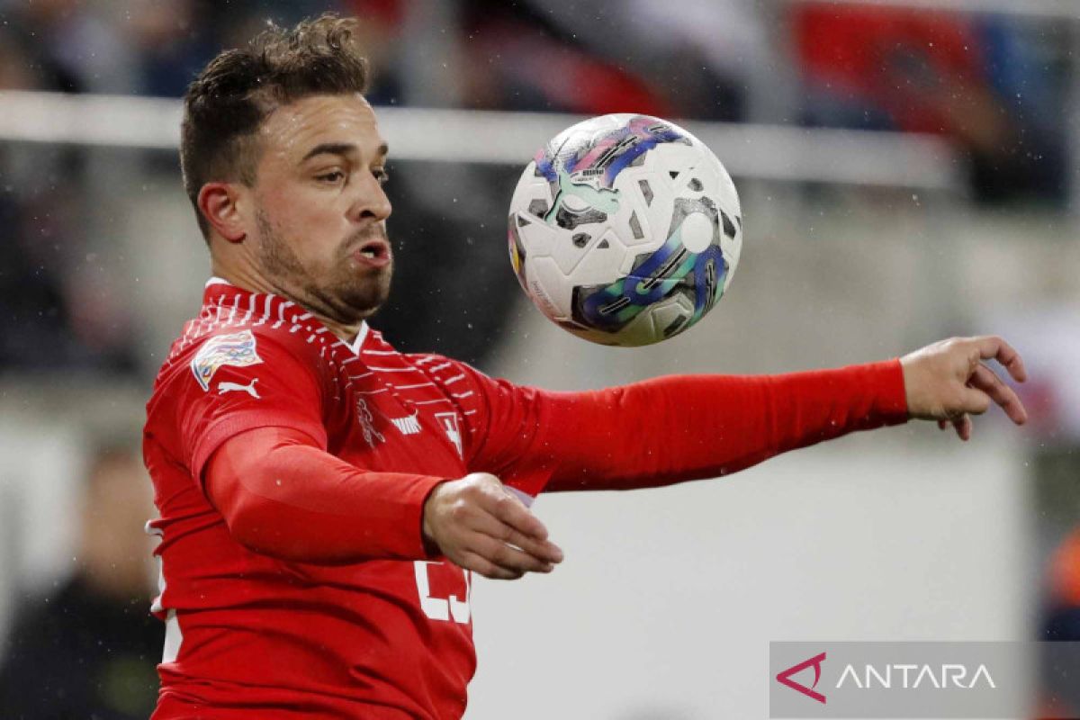 Xherdan Shaqiri umumkan dirinya pensiun dari tim nasional Swiss