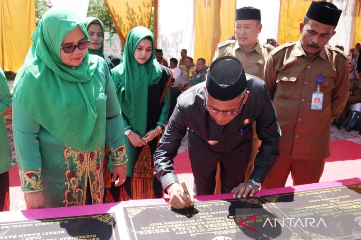 Bupati Nagan Raya resmikan tujuh PAUD menjadi TK negeri