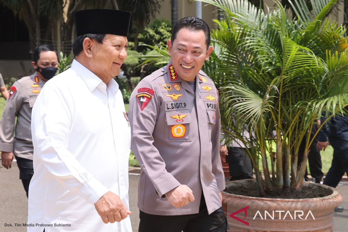 Menhan Prabowo sebut Indonesia butuh TNI dan Polri yang kuat