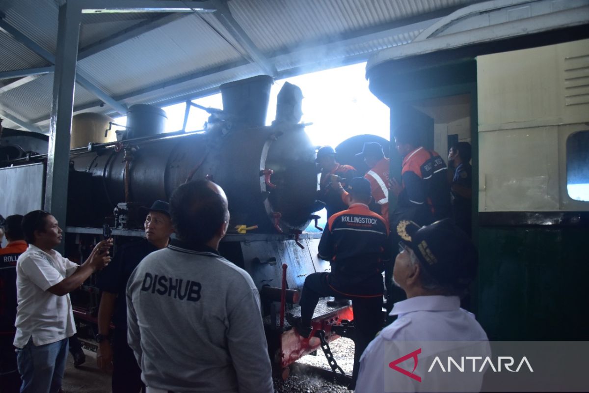 PT KAI Divre II Sumbar uji coba lokomotif 'Mak Itam' di Sawahlunto